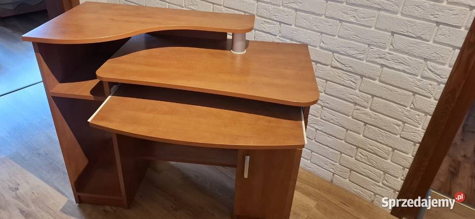 Sprzedam biurko i fotel obrotowy Piotrków Trybunalski