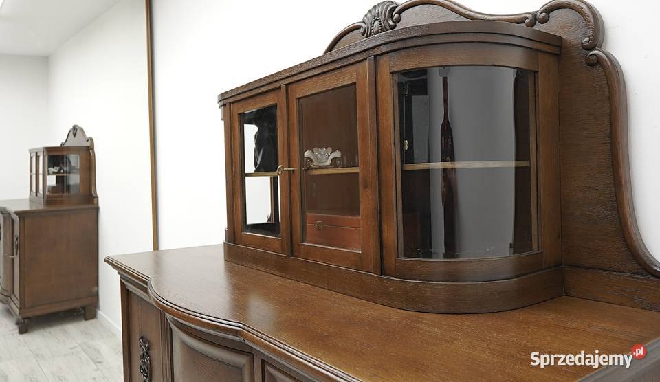 Dębowy kredens z lat 20tych w stylu secesyjnym Jerka