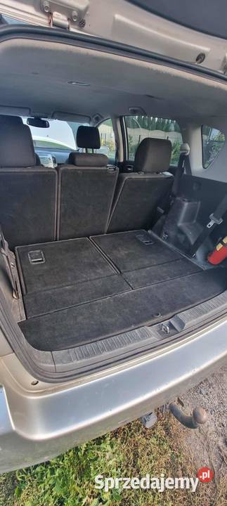 TOYOTA CAROLLA verso 2200cm3 Jasień