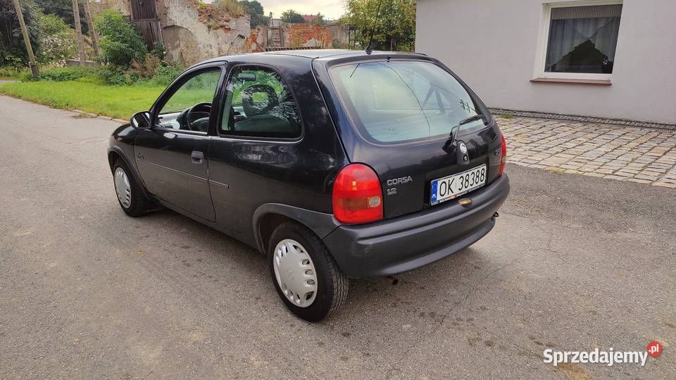 Opel Corsa 12 8v super stan Nieznaszyn sprzedam