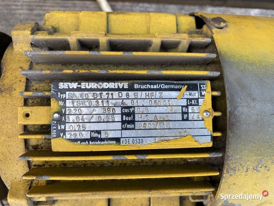 Przekładnia z silnikiem motoreduktor SEW 025 kW Secemin