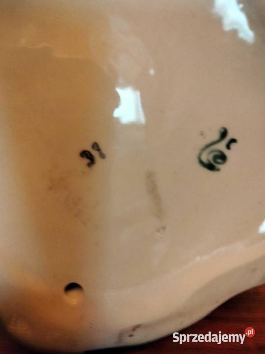 Porcelana duża figura Połonne Wołyń idealny stan Gniezno