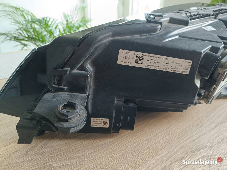Skoda Superb III lampa prawa przód 3V1941016D Kraków sprzedam