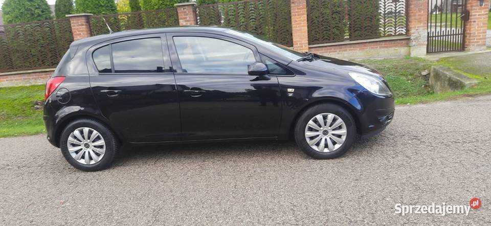 Opel Corsa D 2010r 12 BenzynaBogata wersja Radom