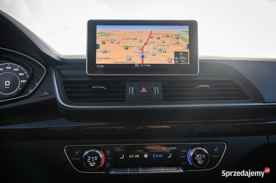 Wynajem Wypożyczalnia Samochodów SUV AUDI Q5 Wynajem pojazdów wynajem auta