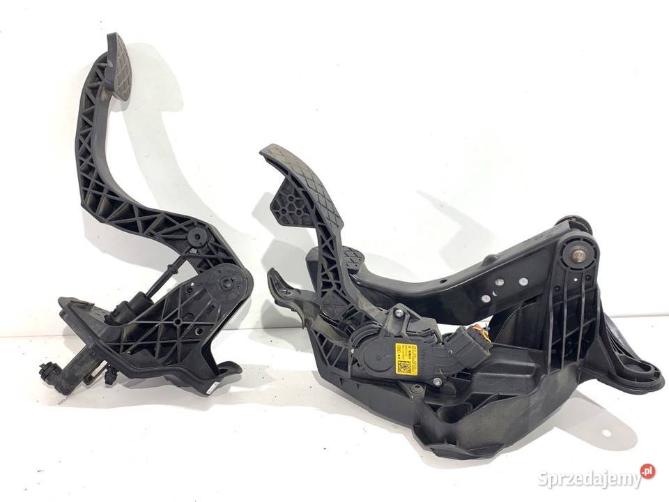 PEDAŁY MANUAL SKODA FABIA III 6C1721059M 10 75