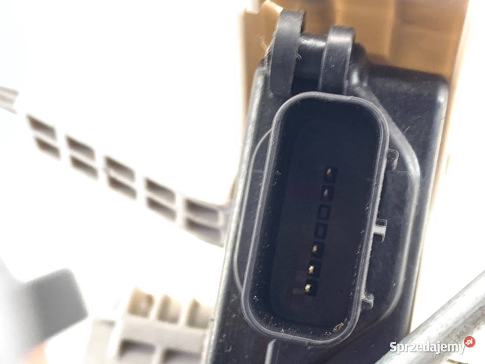 ZAMEK DRZWI PRAWY TYŁ HYUNDAI KONA Crossover