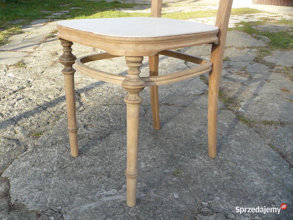 Stare krzesła gięte