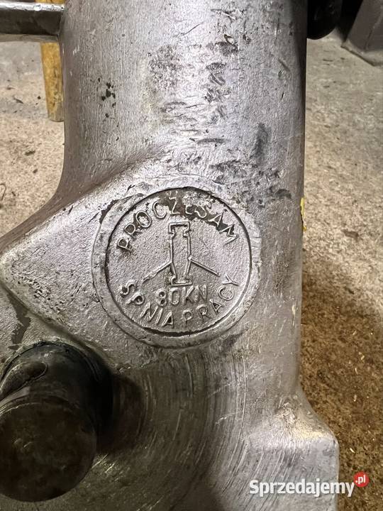 Lewarek podnośnik hydrauliczny 8t 10t 25t sprzedam