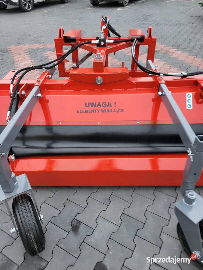 Zamiatarka walcowa 6001600 z pojemnikiem na wodę Pozostałe Słupia