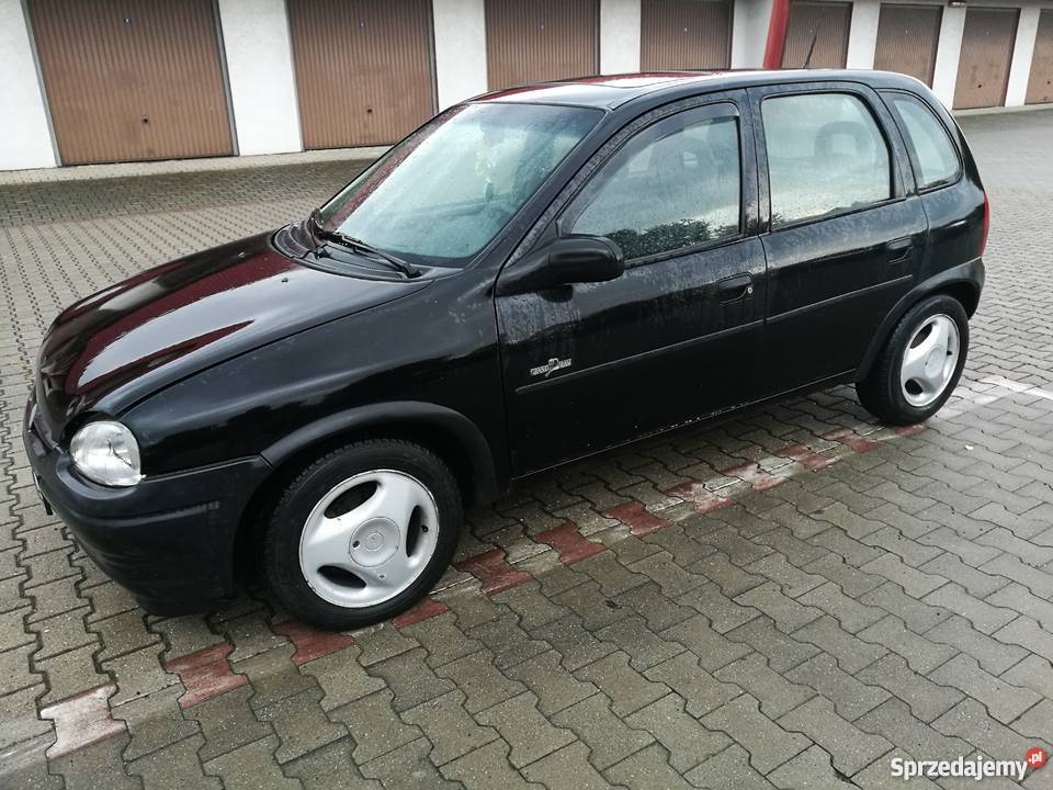 Opel Corsa B 14 benzyna szyberdach autoalarm sprowadzony Zebrzydowice