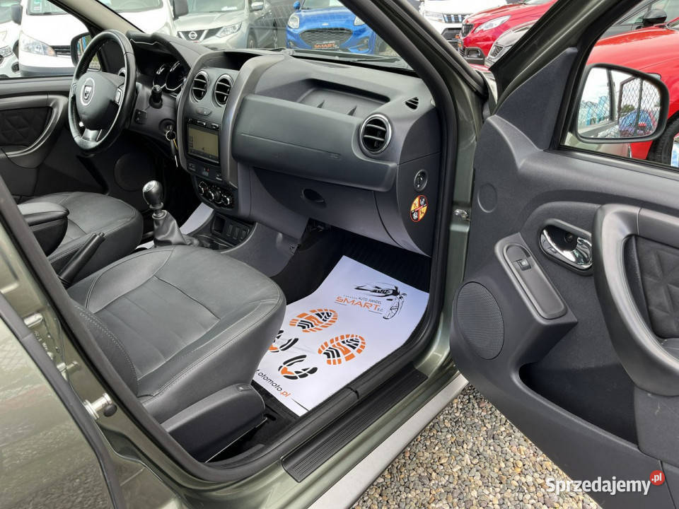Dacia Duster Navi Skóry Benzyna 1 Rej 2015 I aluminiowe felgi sprzedam