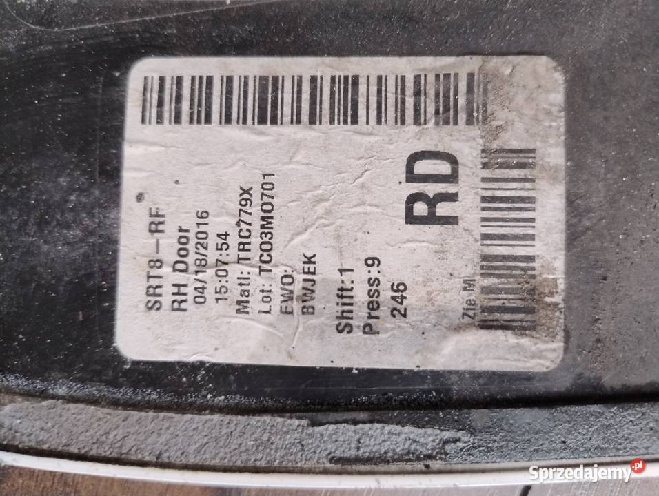 Listwa drzwi Jeep Grand Cherokee WK2 biała PW7 Motoryzacja Olkusz