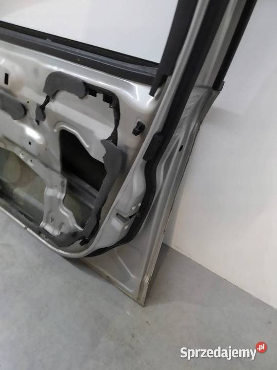 DRZWI PRAWE PRZÓD 66 Ford Mondeo Mk4 20072014 Rok produkcji 2007