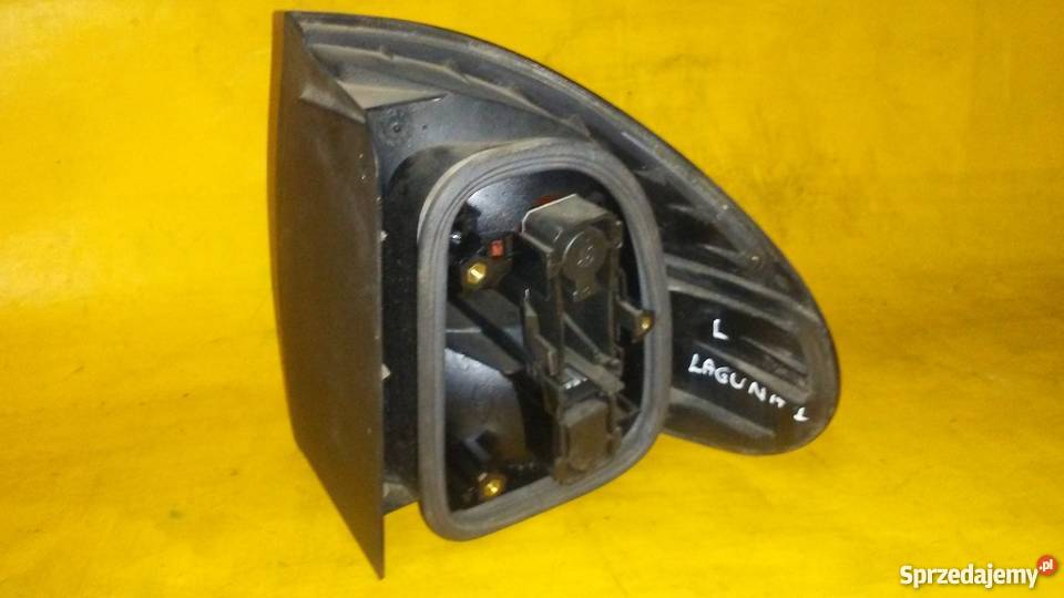 wyprzedażlampy tył komplet Renault Laguna 1 łódzkie Piotrków Trybunalski