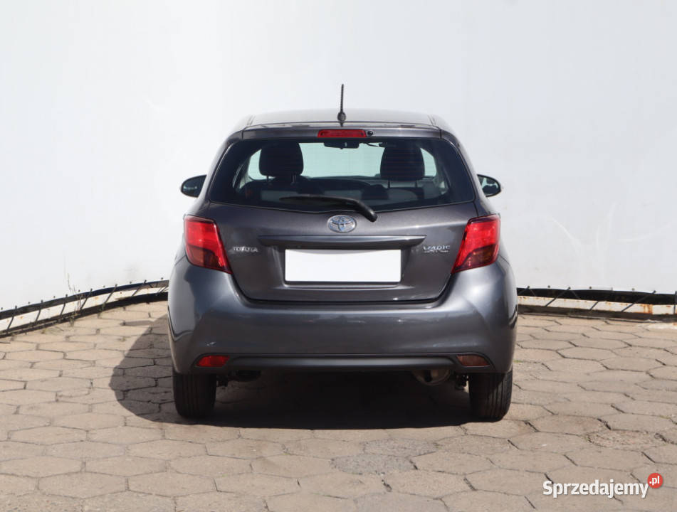 Toyota Yaris 10 VVTi ASR (kontrola trakcji) Łódź