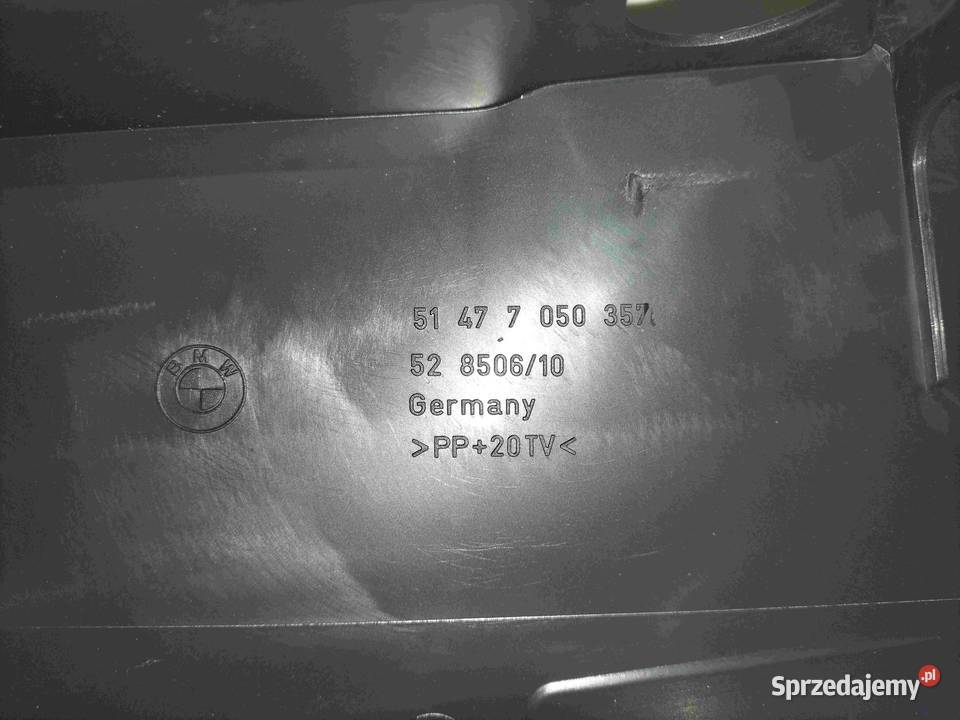 Schowek dna bagażnika lewej stronie BMW E61 LCI