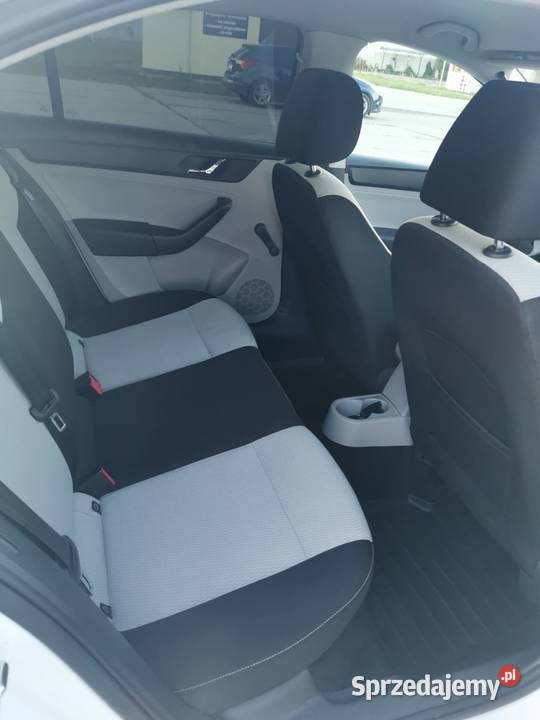 SUPER STAN SKODA RAPID 2013r 12BENZ 105 6 BIEGÓW Wrocław