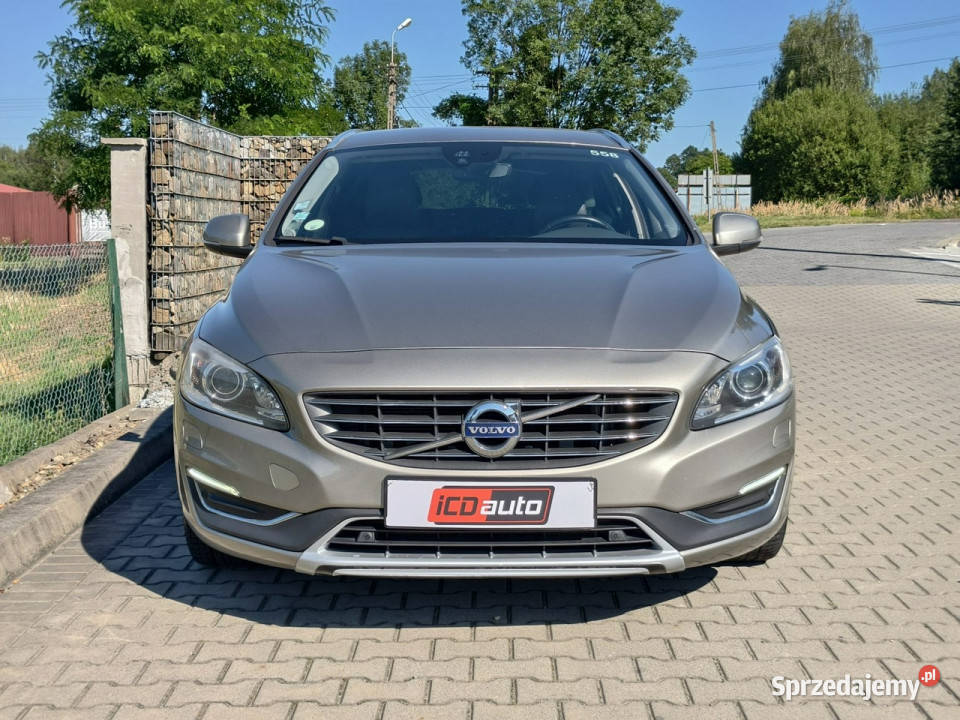 Volvo V60 20 diesel 150 automat skóra xenon Kęty