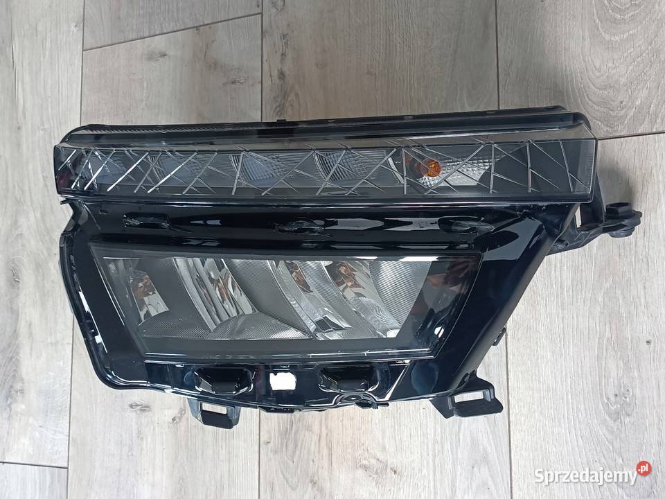 SKODA KAMIQ LAMPA PRZEDNIA PRZOD FULL LED PRAWA Przemęt