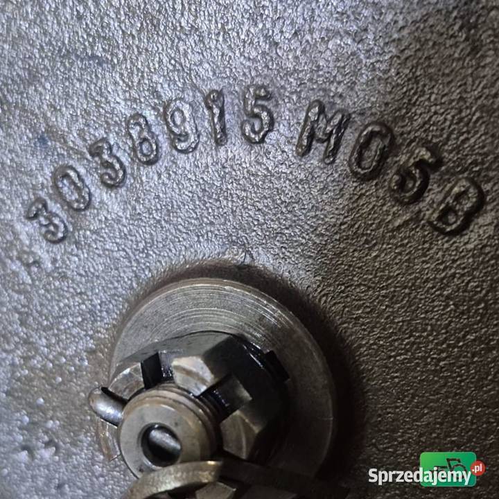 Pompa robocza 3583765 Pokrywa 3038915M5 Massey Pozostałe Wilkowo
