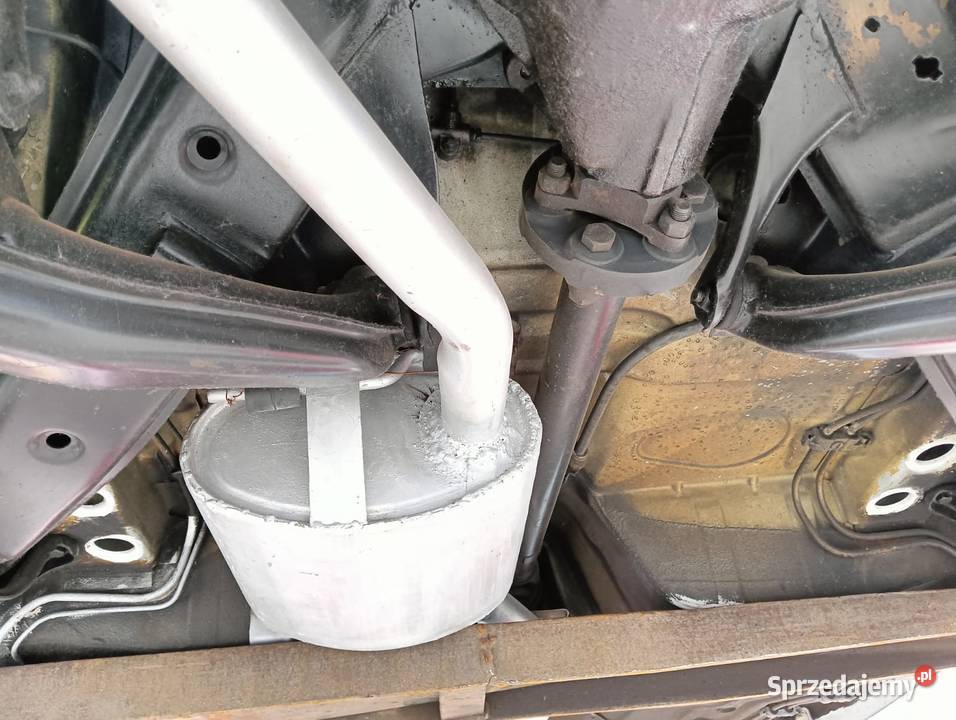 Opel omega A c20ne c24ne części mastka drzwi Wiązów