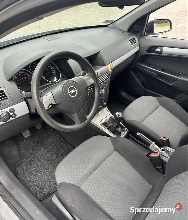Opel Astra H 17 diesel 2005r 4/5 Strzegocice