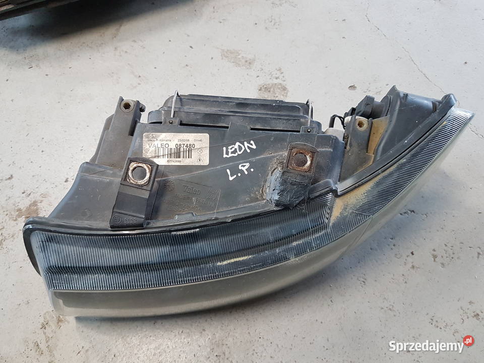 SEAT LEON I TOLEDO II REFLEKTOR LEWY LAMPA PRZOD Turek