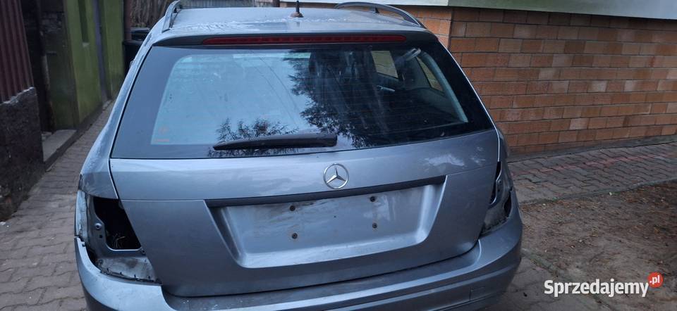 Mercedes W204 Kombi Klapa Bagażnika