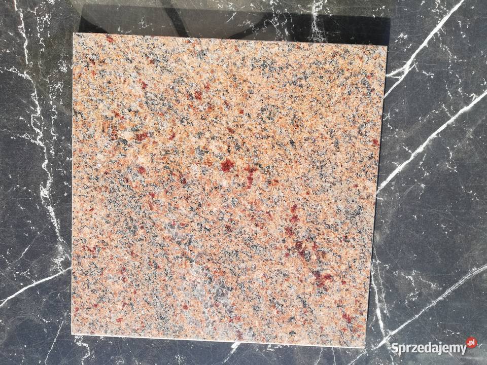 Płytki Granitowe Multicolor Red 305x305x1 Poskwitów