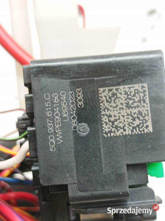 SKRZYNKA BEZPIECZNIKÓW 5Q0937615C 20 TDI Skoda Rok produkcji 2023