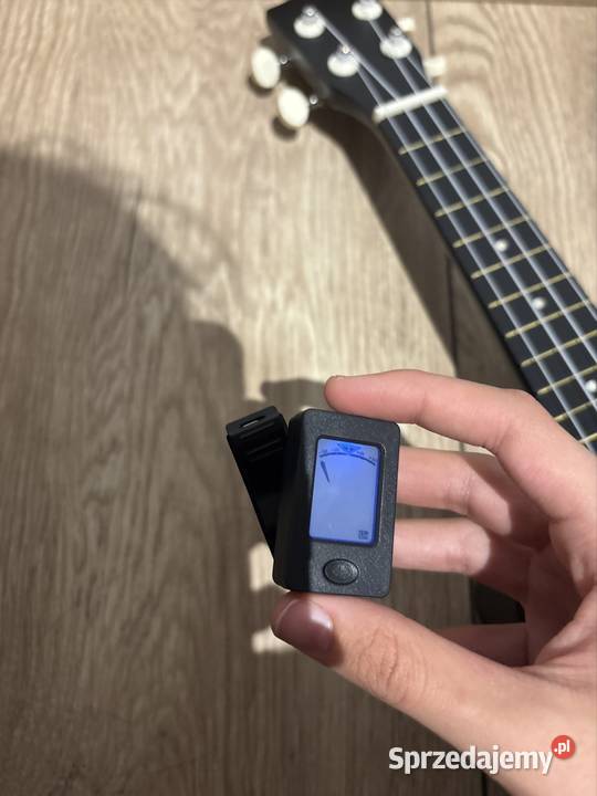 Czarna urocza ukulele sopranowe ZESTAW sprzedam