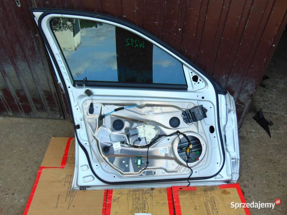 DRZWI LEWY PRZÓD 775 MERCEDES W212