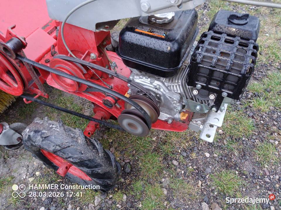 Sprzedam zamiatarkę 90 nowy silnik sprzedam