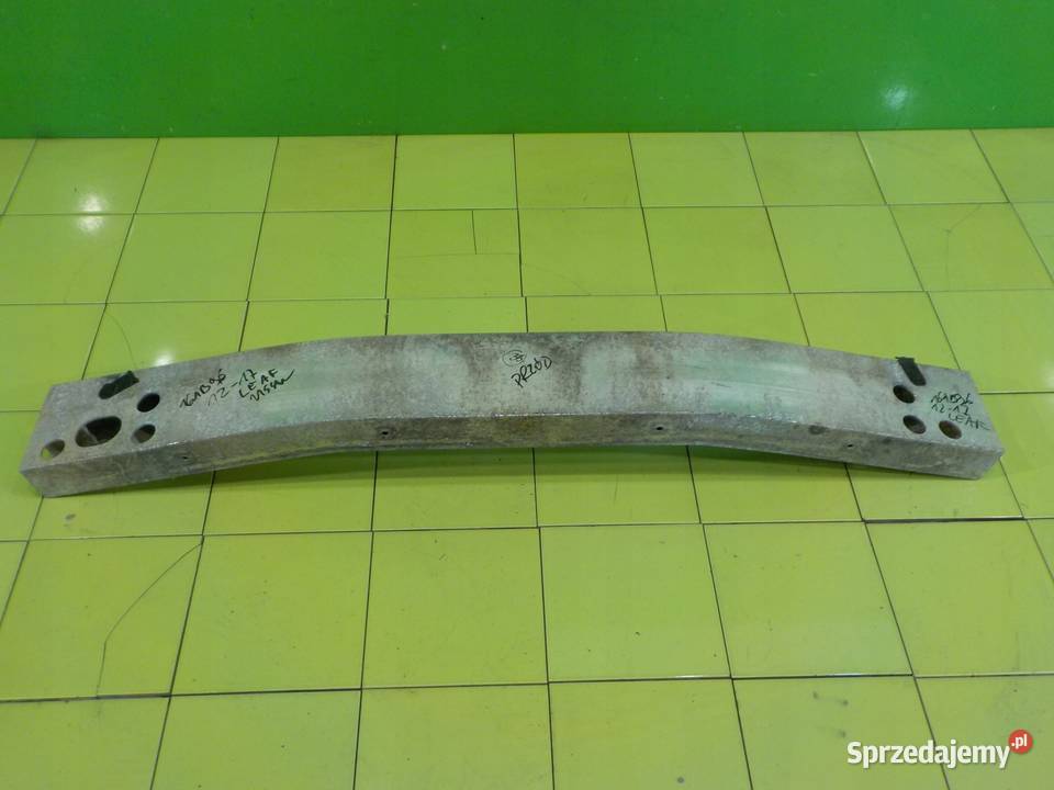 NISSAN LEAF I LIFT AUT 16r HB 5D belka zderzaka