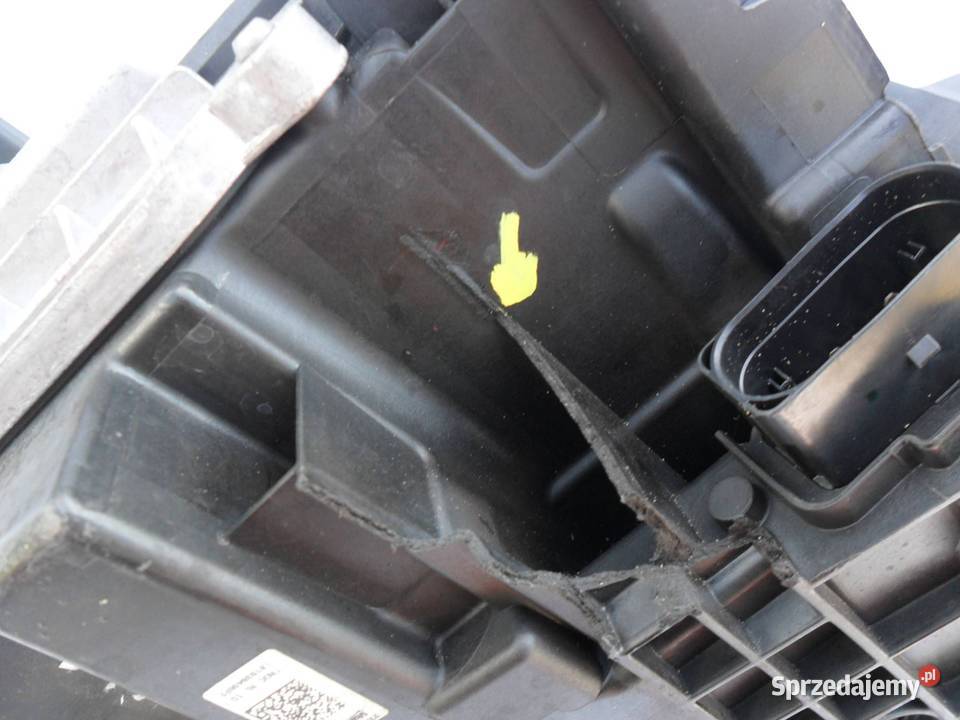 REFLEKTOR PRZÓD STRONA LEWA VOLKSWAGEN TROC Nowy Tomyśl sprzedam