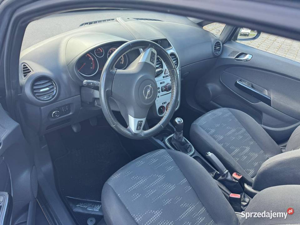 Opel Corsa D Lift 12 70 132000 z Niemiec klimatyzacja Przeworsk