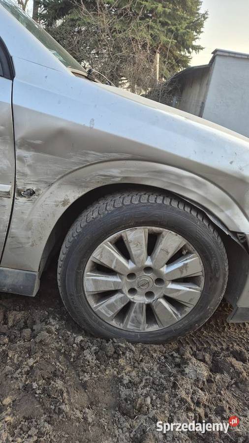Opel Vectra C 18 LPG 122 uszkodzona odpala do Starachowice