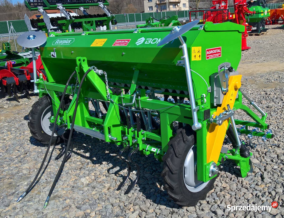 Siewnik zbożowy 25m AGROMASZ BOMETredlice Sadzenie/siewniki Tarnogród