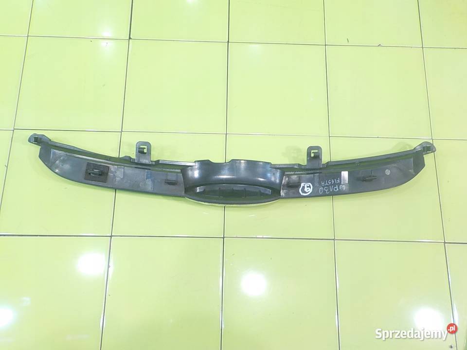 FORD FIESTA MK7 125 B 09r atrapa grill osobowe Suków