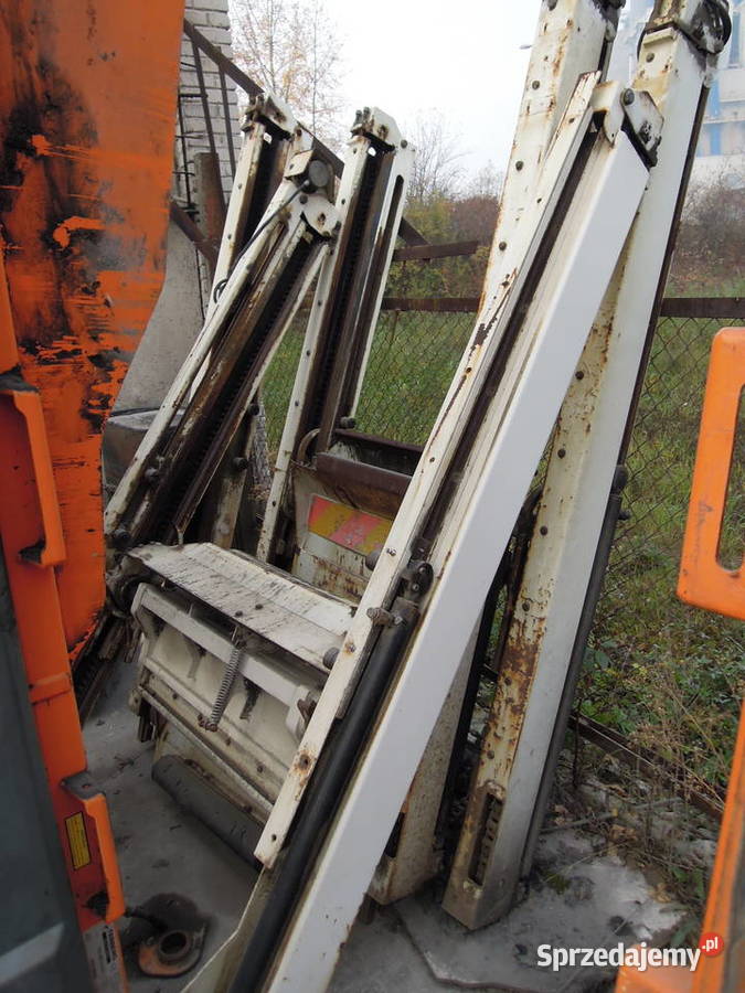 Wrzuty do śmieciarek na pojemniki 110l 1100l