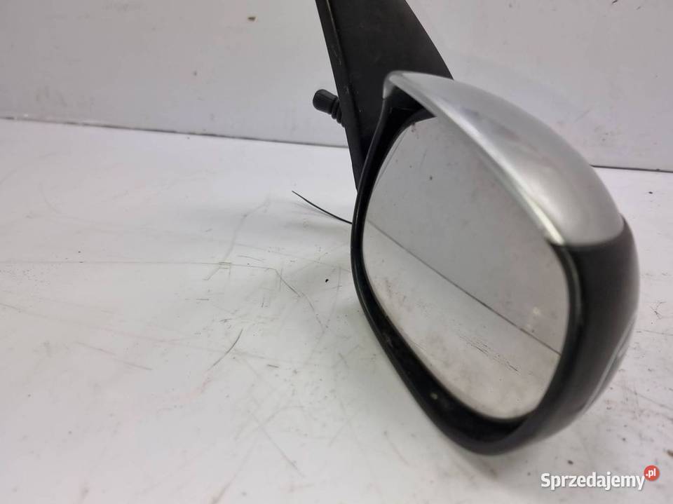 LUSTERKO PRAWE PEUGEOT 206 Lipno