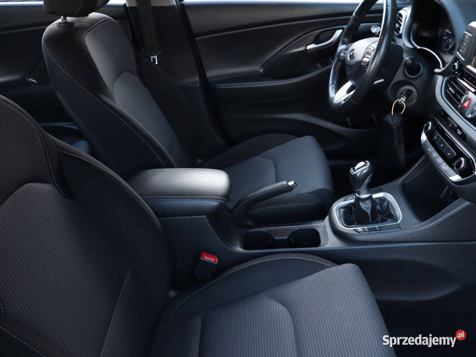 Hyundai i30 14 CVVT Bielany Wrocławskie