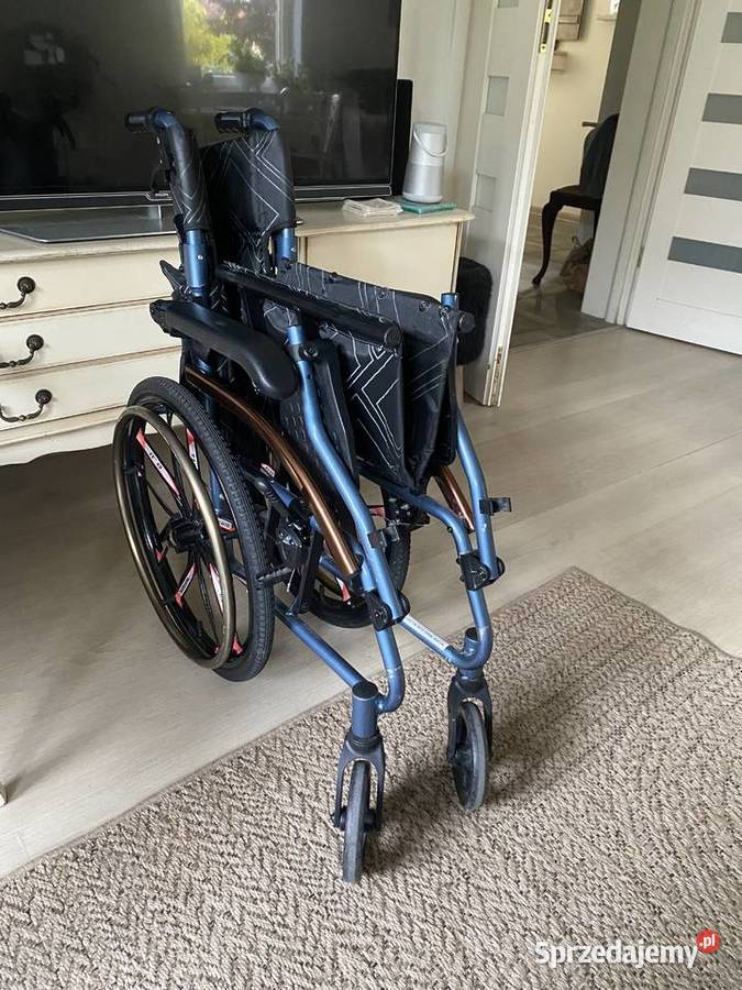 Wózek inwalidzki superlekki składany sprzedam