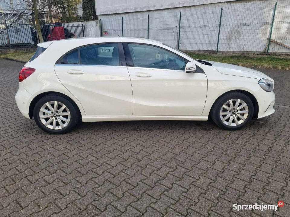 Mercedes A 160 16 AUTOMAT GWARANCJA nawigacja światła do jazdy dziennej Mercedes-Benz Warszawa