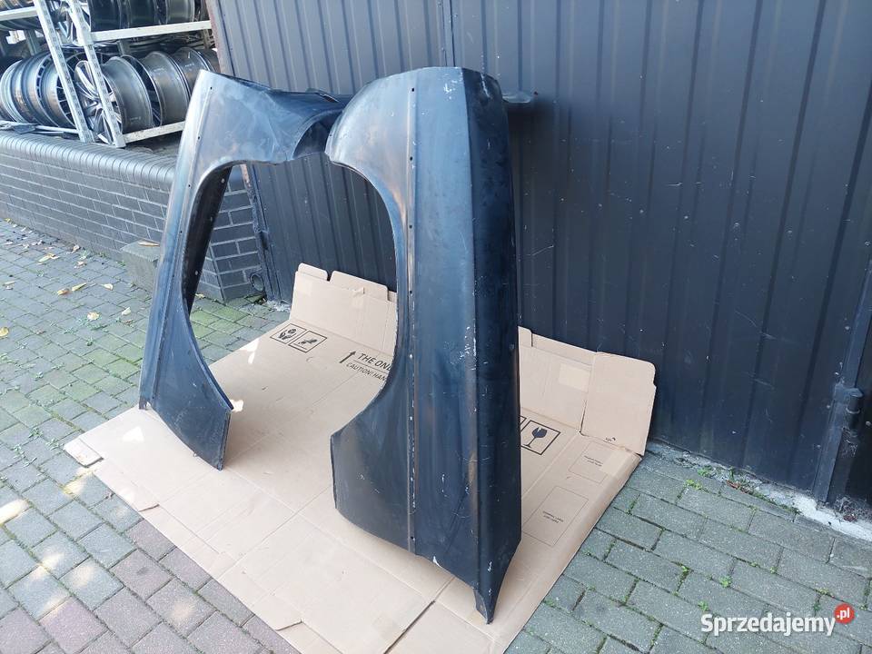 Mercedes W114 Coupe W115 błotnik przód przedni pomorskie