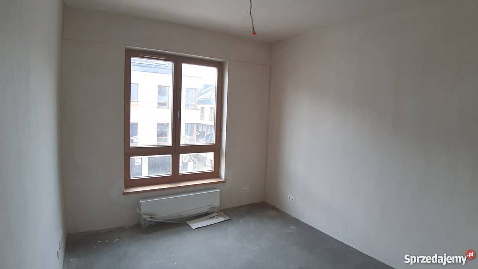 Bezpośrednio sprzedam 3pok apartament w stanie piwnica Warszawa