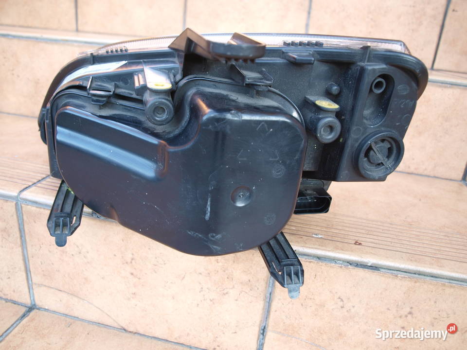 Ford C lampa prawa przód 2003 2007r europa lampy przednie wielkopolskie Kalisz