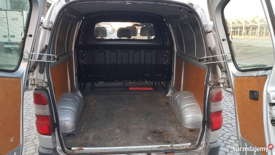 TOYOTA HIACE 2009 4X4 Van / Minibus