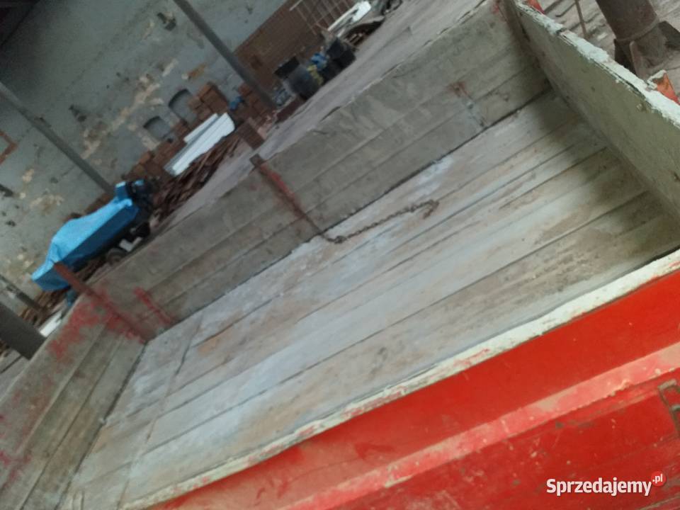 Przyczepa jednoosiowa nieuszkodzony sprzedam